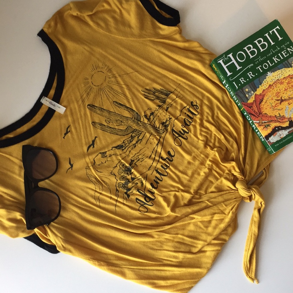 Yellow and black T-shirt